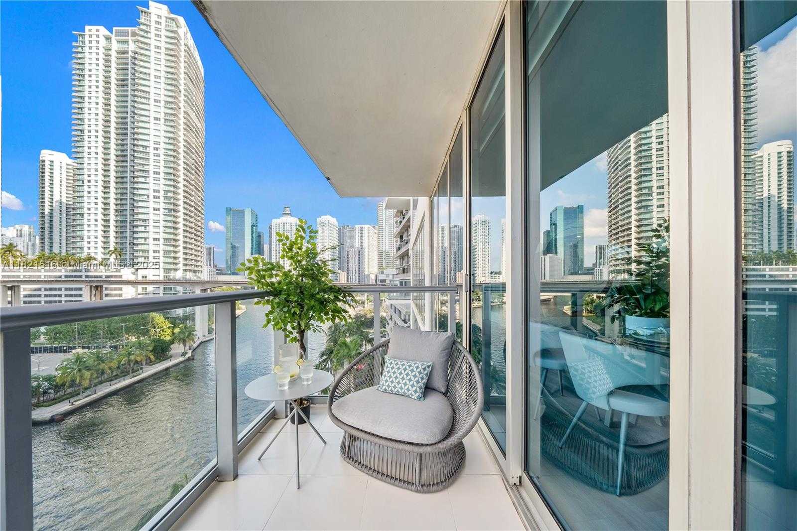 Small Image of 185 SOUTH WEST 7TH ST #803, Miami Number 10