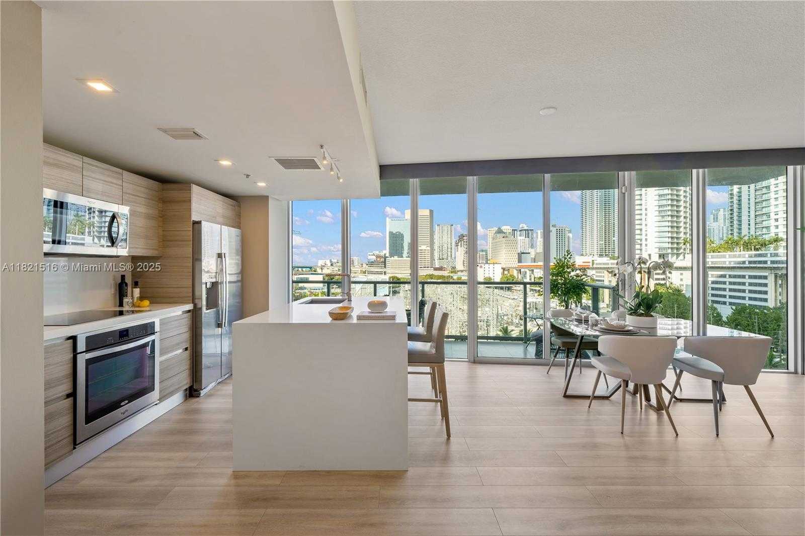 Small Image of 185 SOUTH WEST 7TH ST #803, Miami Number 5