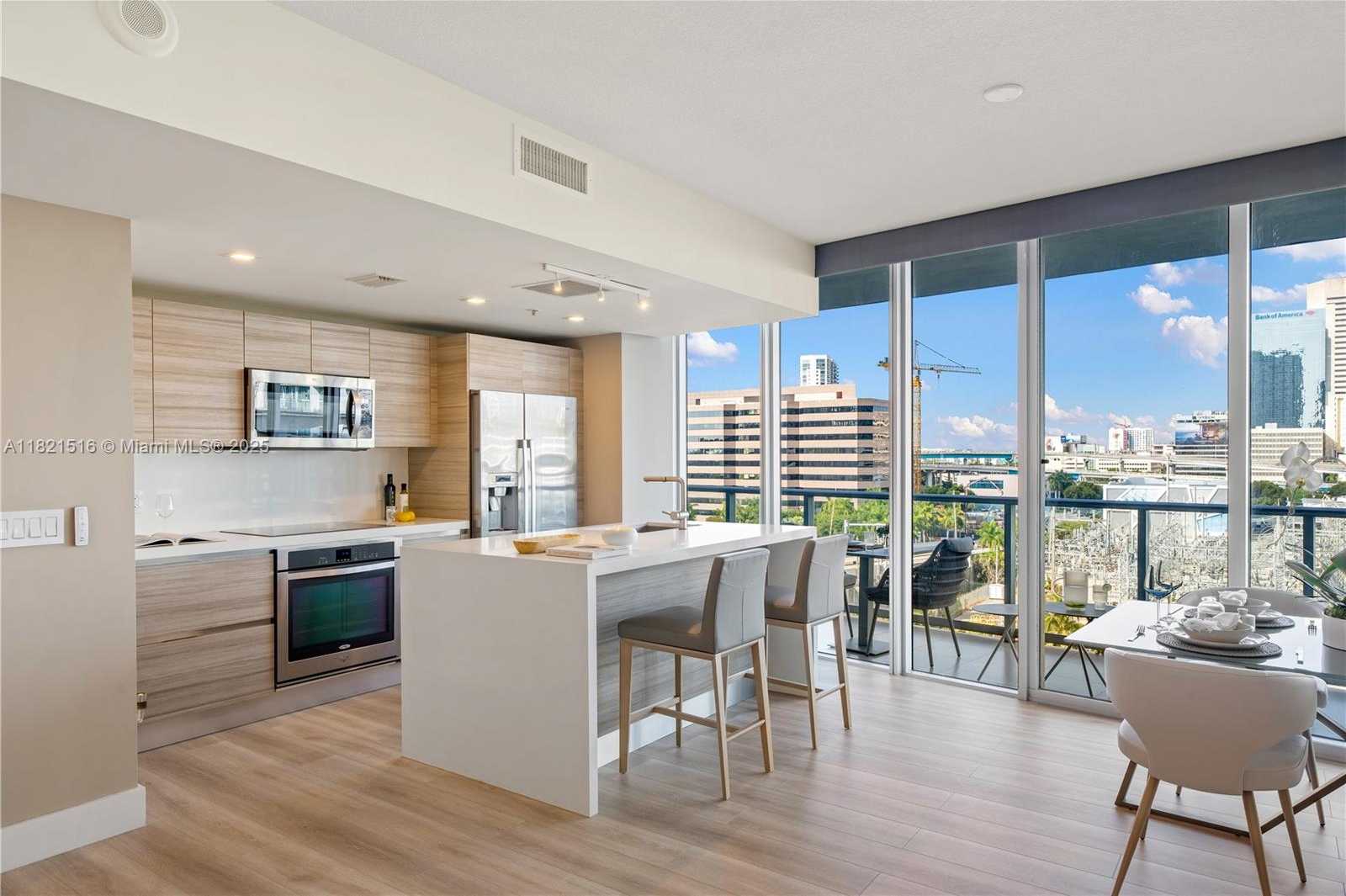Small Image of 185 SOUTH WEST 7TH ST #803, Miami Number 6