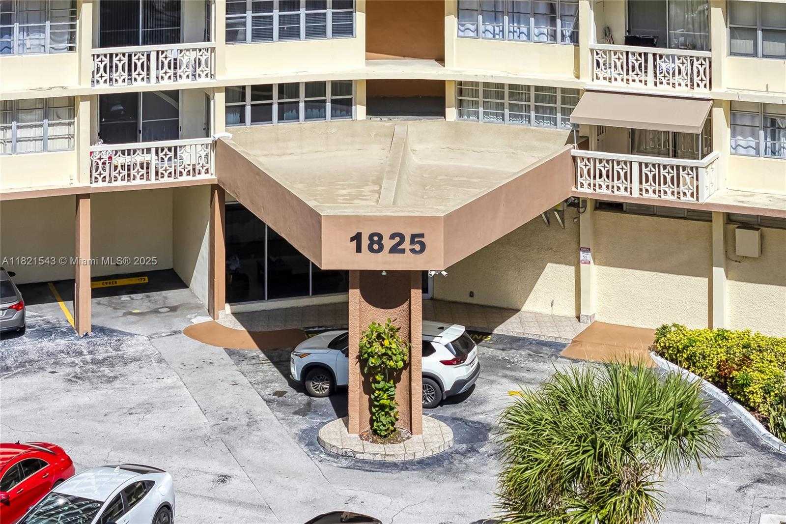 Small Image of 1825 SOUTH OCEAN DR #PH-6, Hallandale Beach Number 11