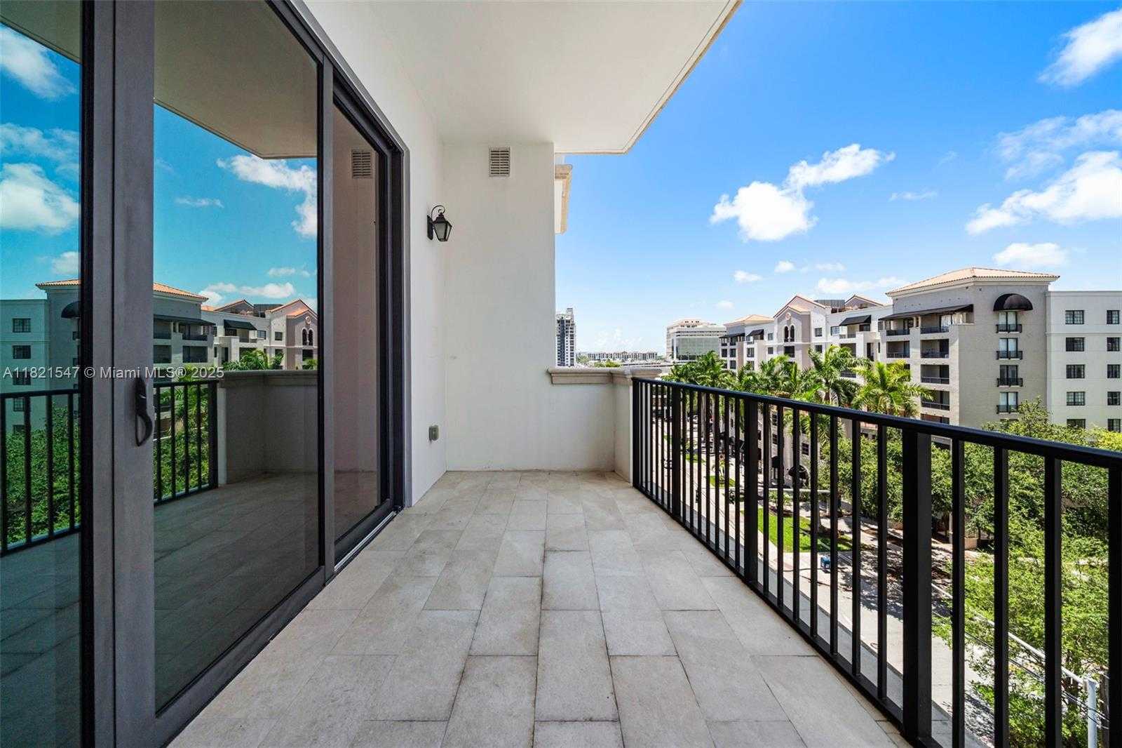 Small Image of 275 GIRALDA AVE #6A-B, Coral Gables Number 16