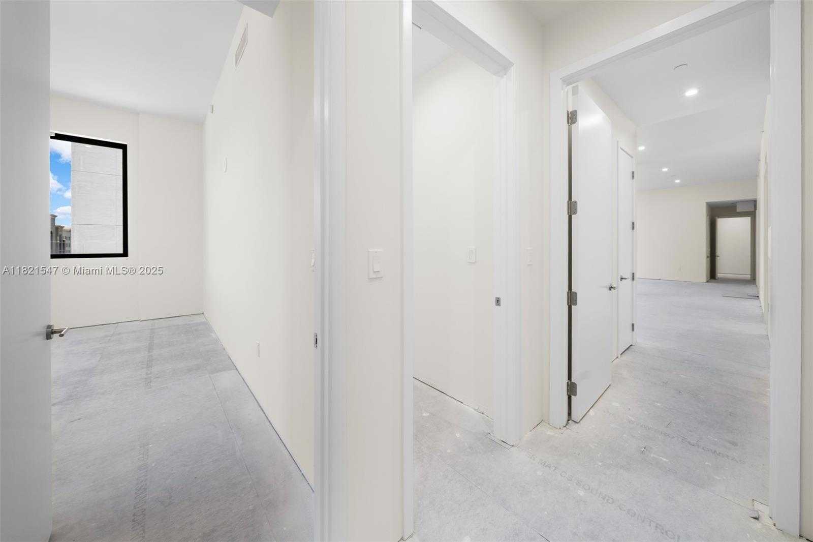 Small Image of 275 GIRALDA AVE #6A-B, Coral Gables Number 27