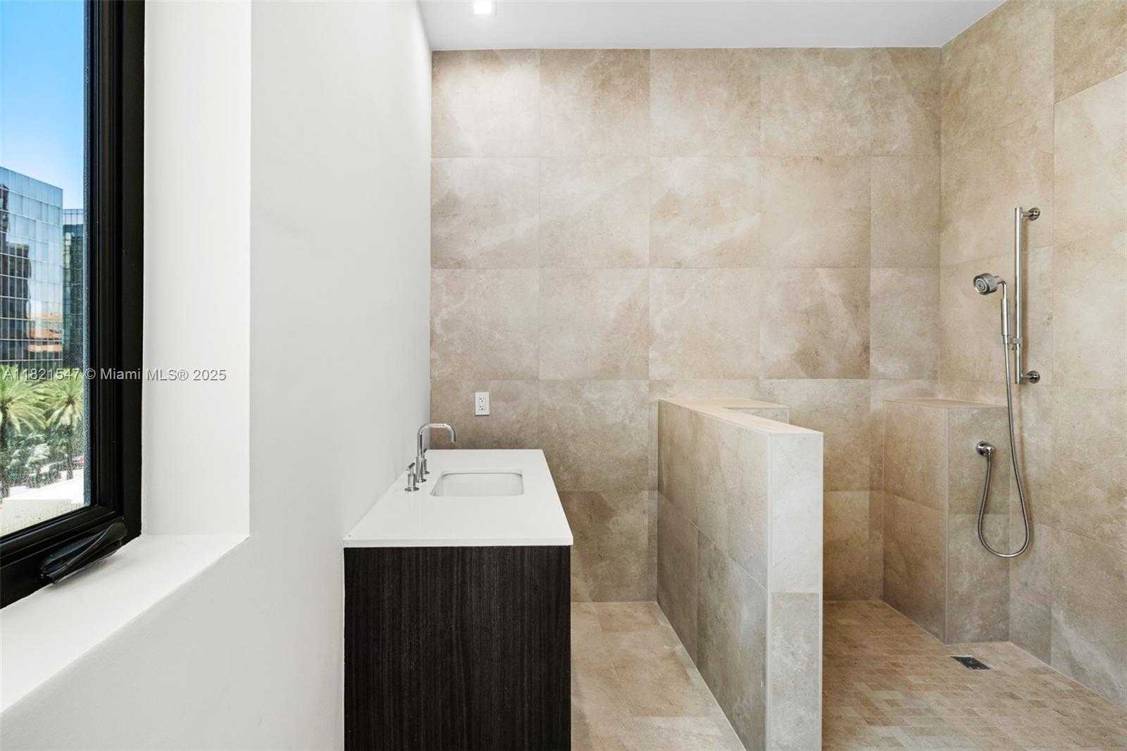 Small Image of 275 GIRALDA AVE #6A-B, Coral Gables Number 40