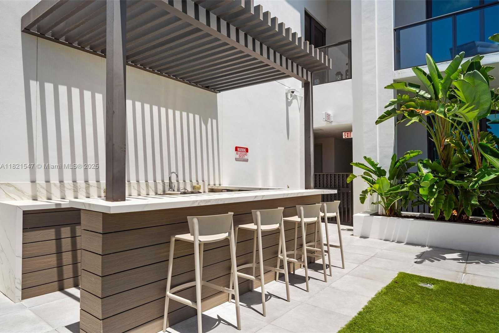 Small Image of 275 GIRALDA AVE #6A-B, Coral Gables Number 61