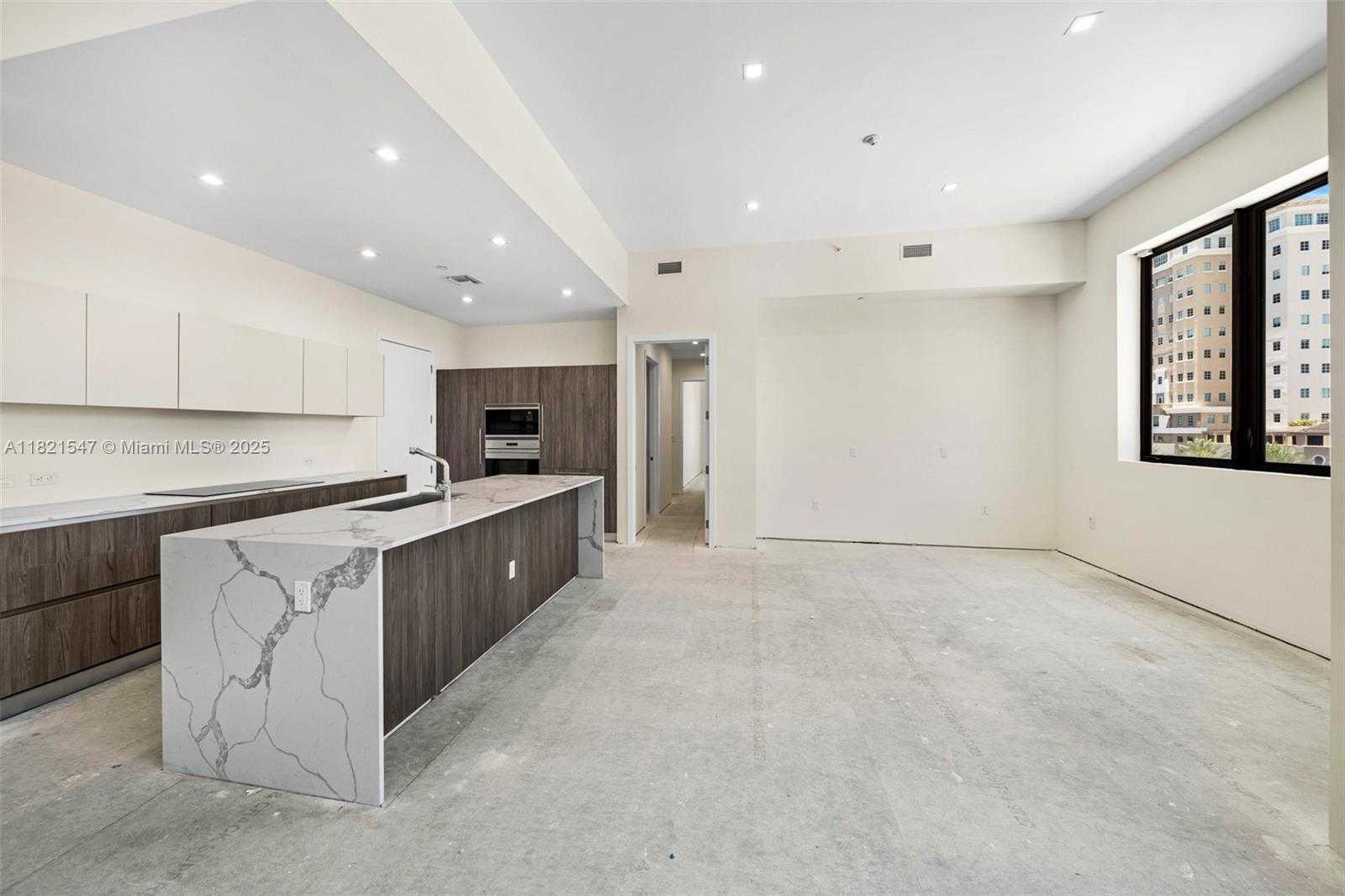 Small Image of 275 GIRALDA AVE #6A-B, Coral Gables Number 7