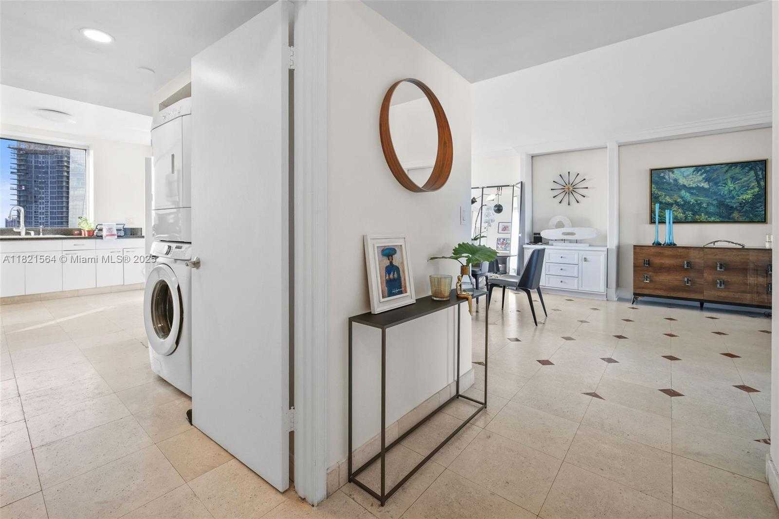 Small Image of 1541 BRICKELL AVE #A2102, Miami Number 14
