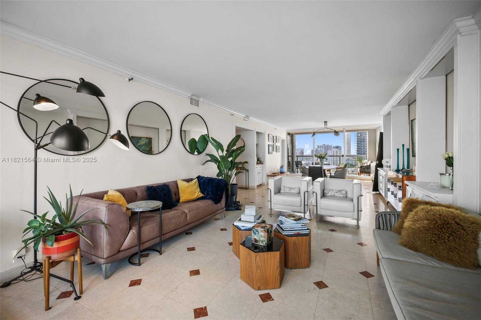 Small Image of 1541 BRICKELL AVE #A2102, Miami Number 16