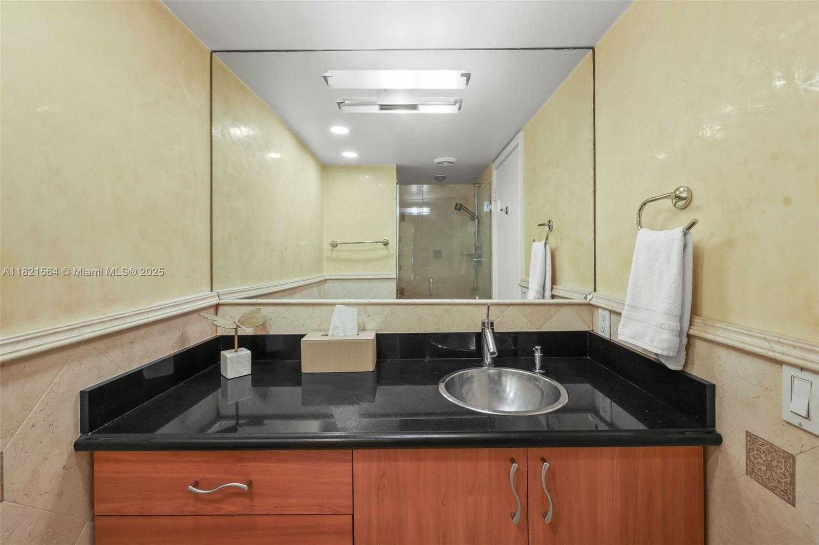 Small Image of 1541 BRICKELL AVE #A2102, Miami Number 24