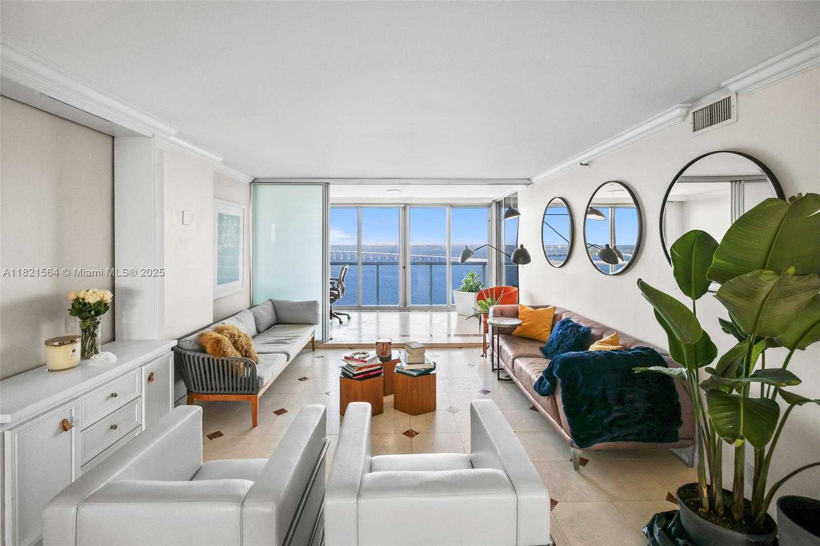 Small Image of 1541 BRICKELL AVE #A2102, Miami Number 3