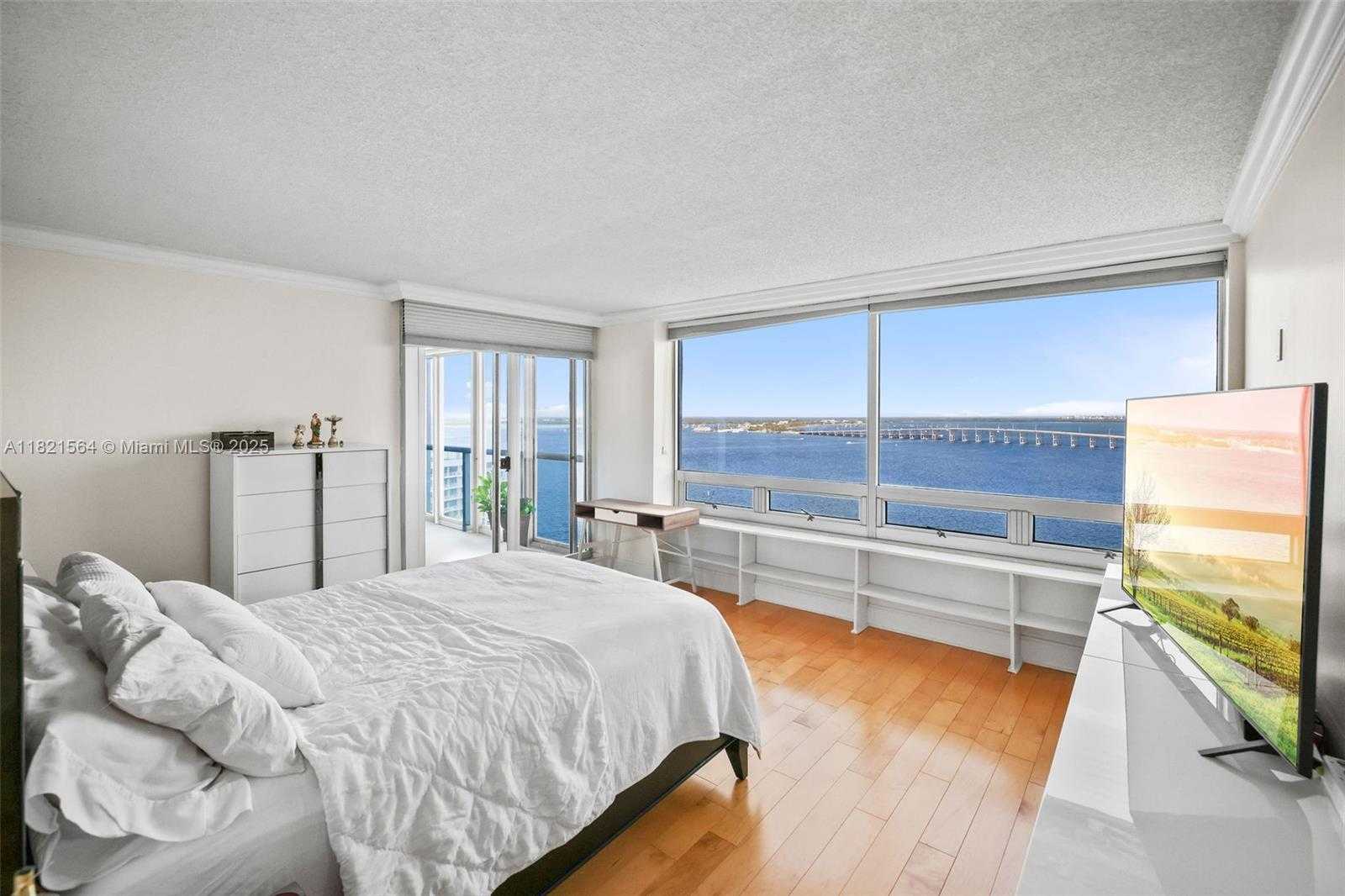Small Image of 1541 BRICKELL AVE #A2102, Miami Number 8