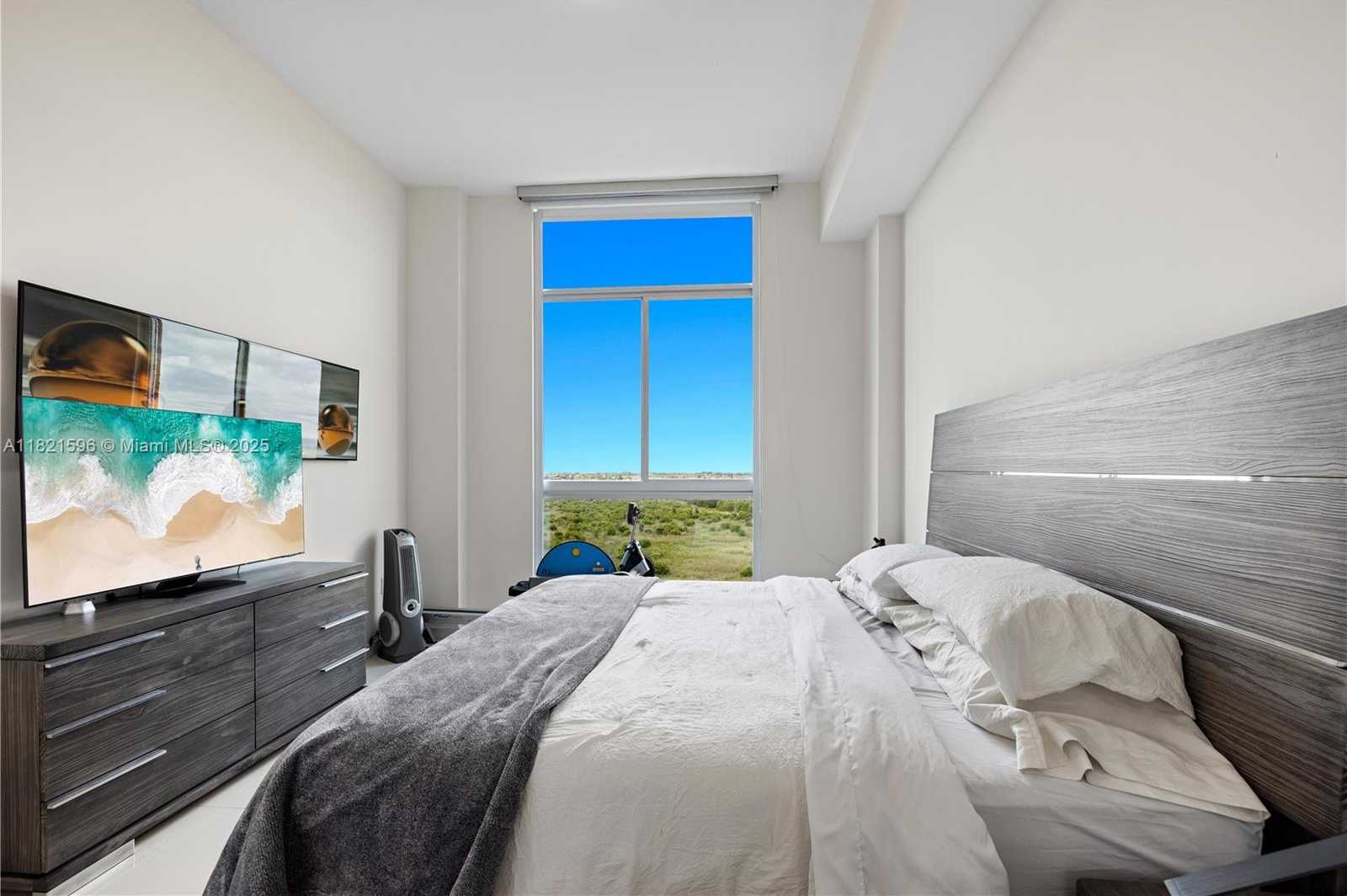 Small Image of 7825 NORTH WEST 107TH AVE #812, Doral Number 11