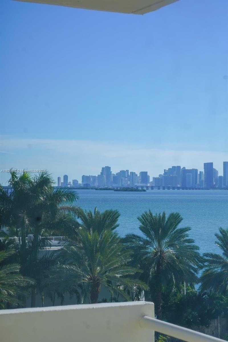 Small Image of 7904 WEST DR #501, North Bay Village Number 39
