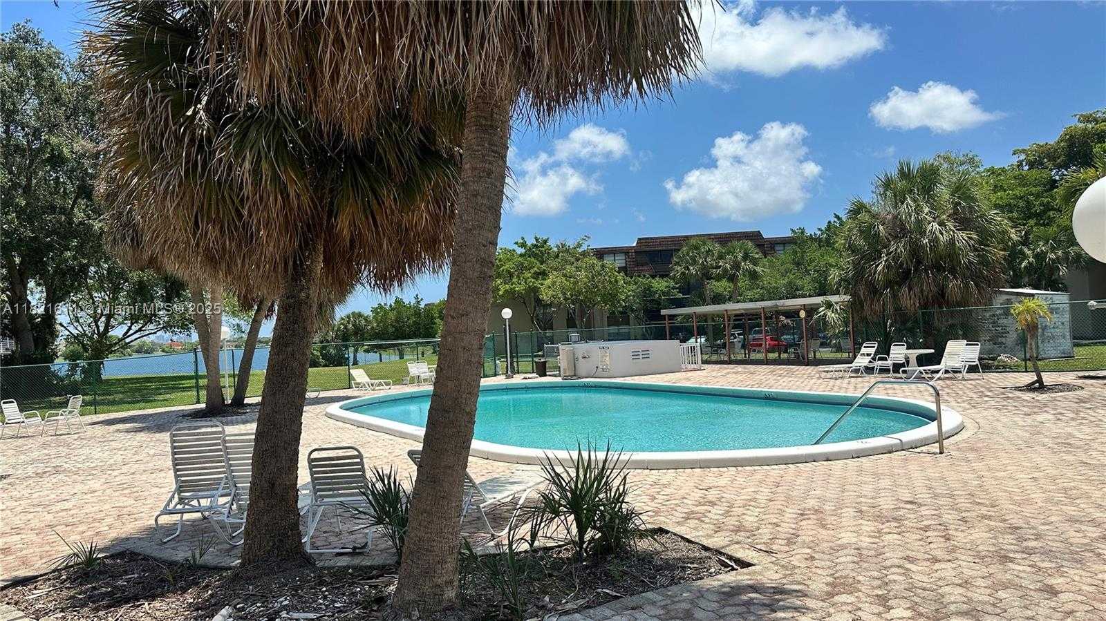 Small Image of 447 NORTH EAST 195TH ST #115, Miami Number 11