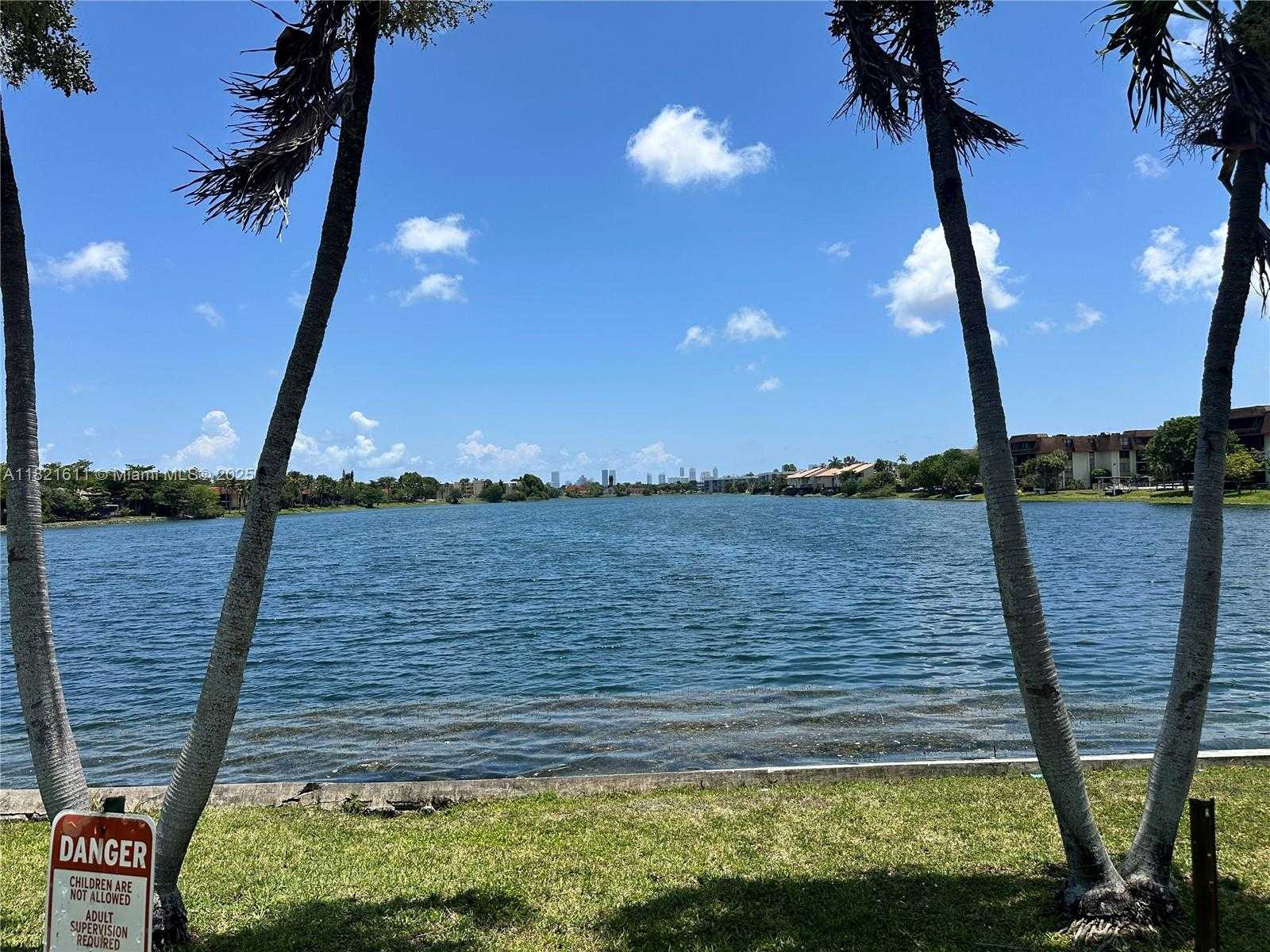 Small Image of 447 NORTH EAST 195TH ST #115, Miami Number 13
