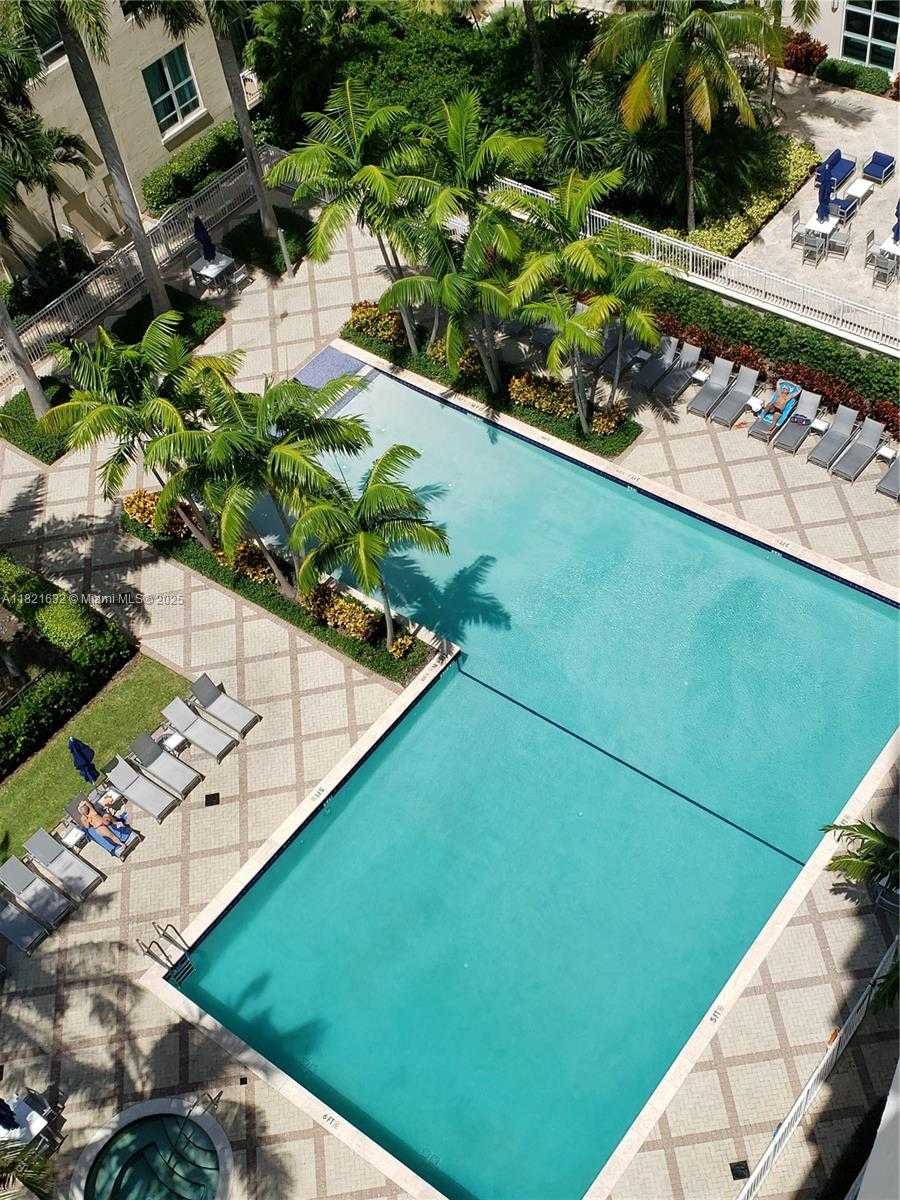 Small Image of 2000 NORTH BAYSHORE DR #617, Miami Number 37