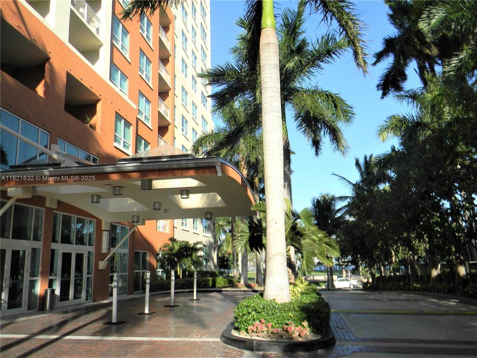 Small Image of 2000 NORTH BAYSHORE DR #617, Miami Number 42
