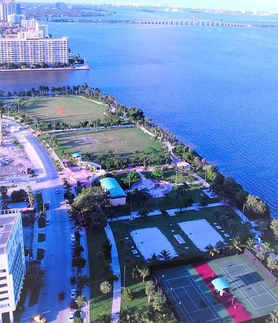 Small Image of 2000 NORTH BAYSHORE DR #617, Miami Number 49