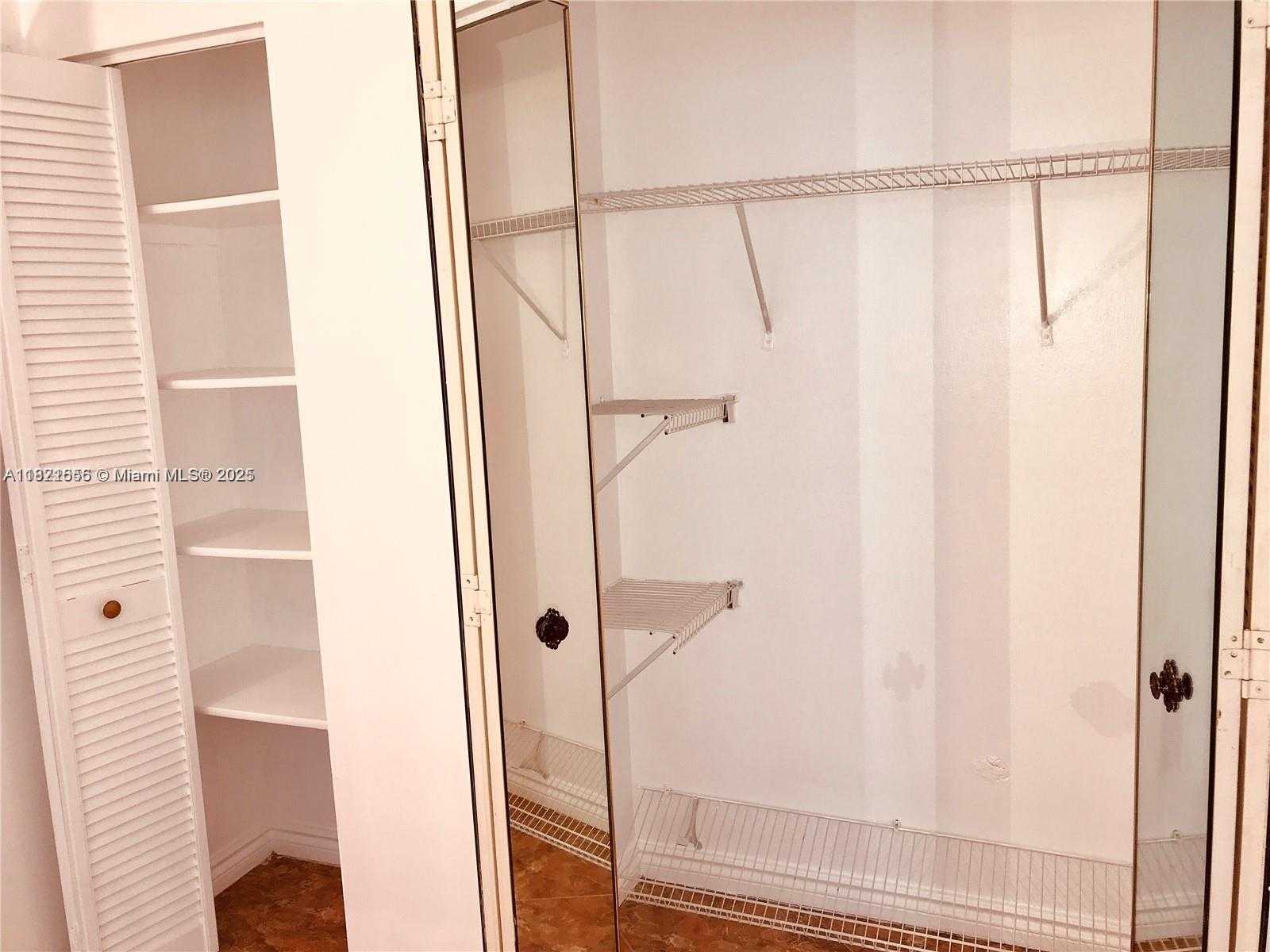 Small Image of 1833 SOUTH OCEAN DR #305, Hallandale Beach Number 25