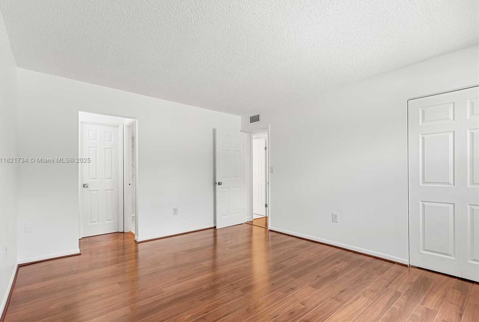 Small Image of 1912 MONROE ST #201, Hollywood Number 20