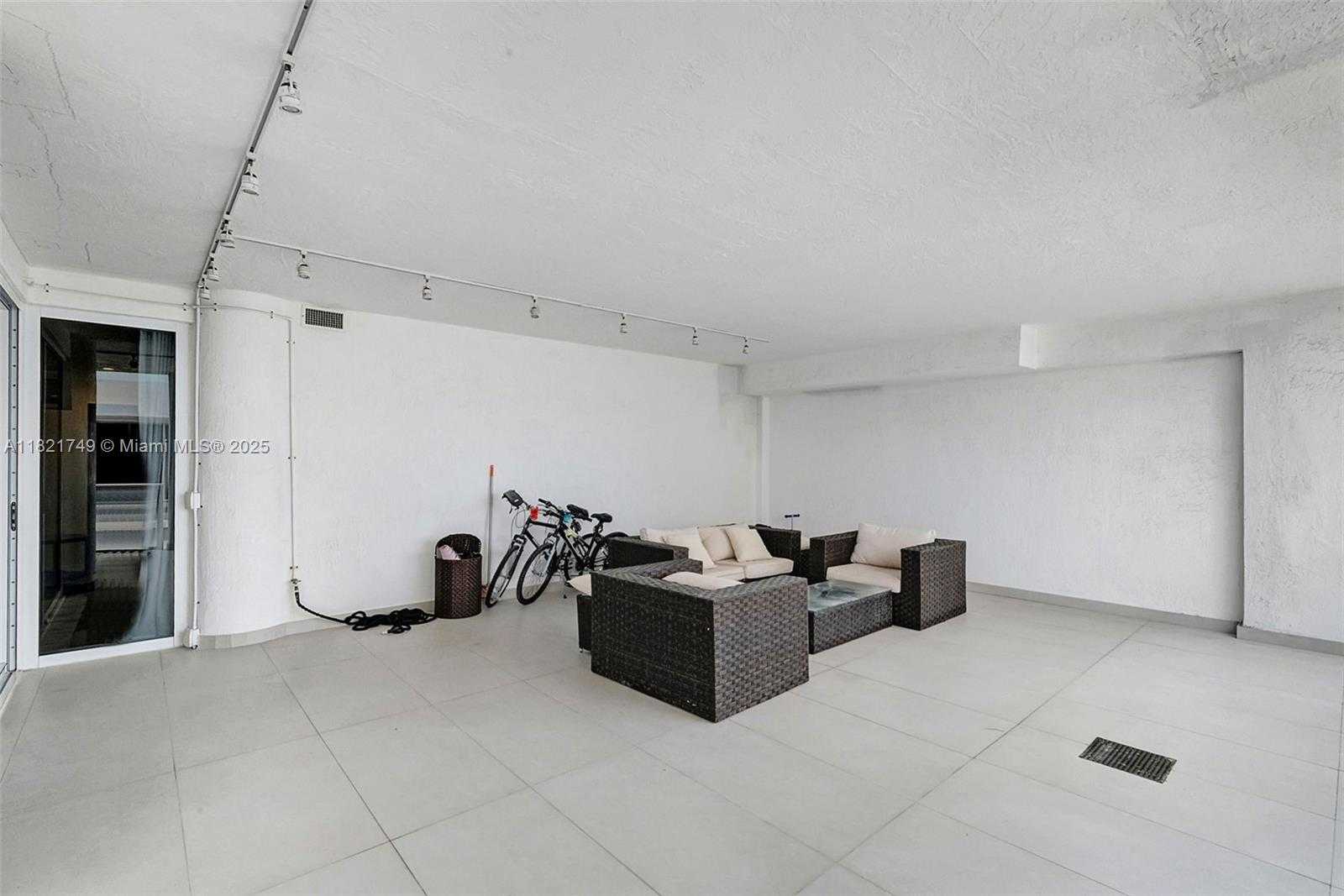 Small Image of 16425 COLLINS AVE #311, Sunny Isles Beach Number 21