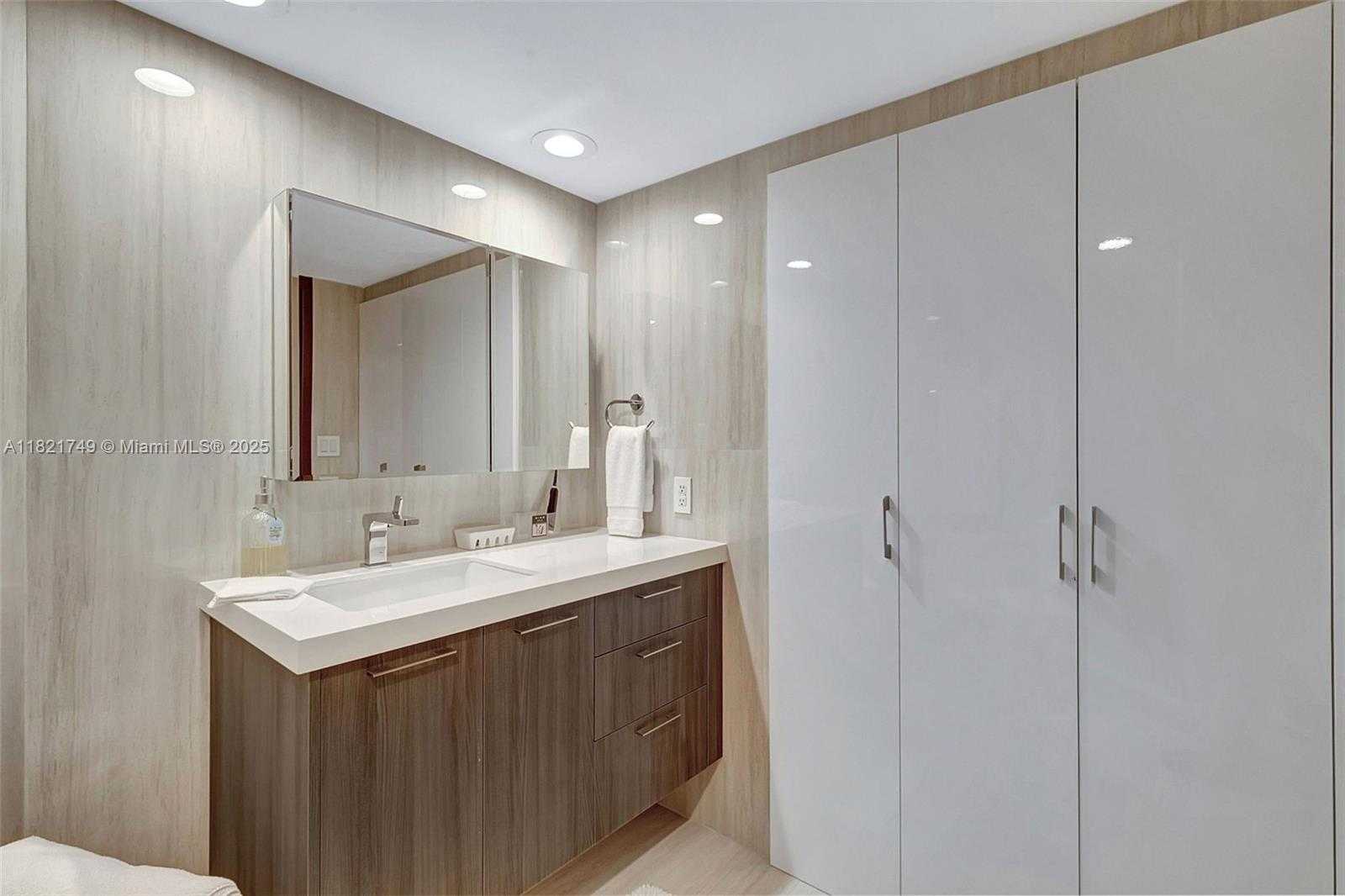 Small Image of 16425 COLLINS AVE #311, Sunny Isles Beach Number 26