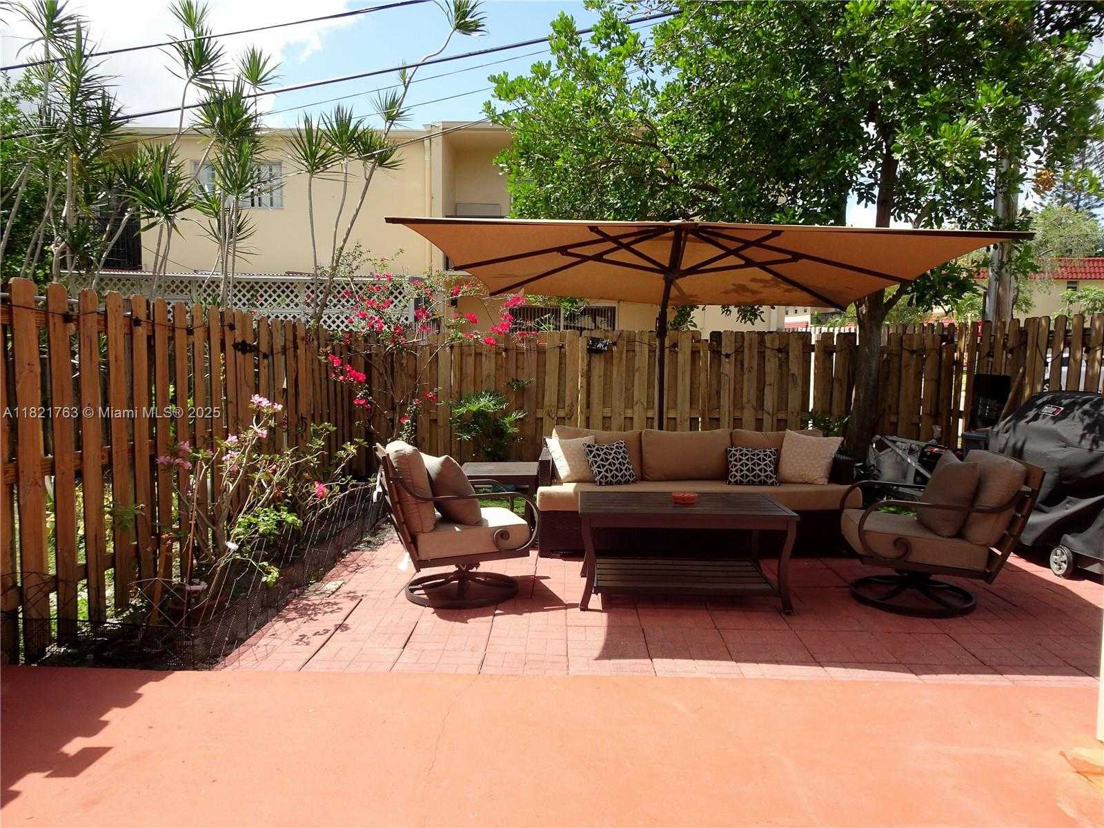 Small Image of 6680 SOUTH WEST 41 PL #32, Davie Number 2