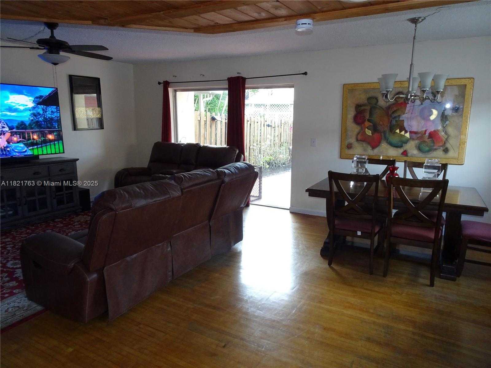 Small Image of 6680 SOUTH WEST 41 PL #32, Davie Number 7
