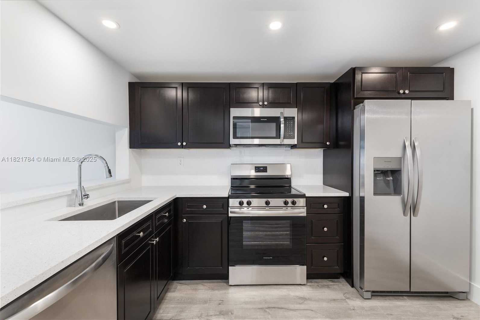 Small Image of 555 NORTH EAST 15TH ST #29F, Miami Number 3