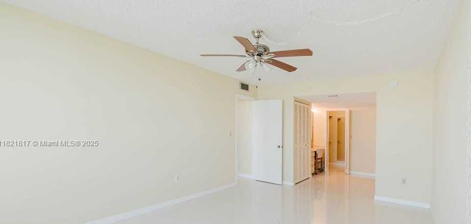 Small Image of 11 ISLAND AVE #1410, Miami Beach Number 12