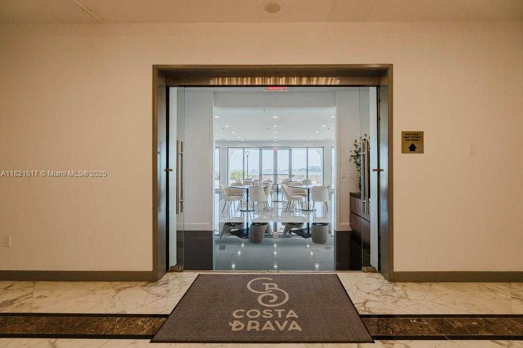 Small Image of 11 ISLAND AVE #1410, Miami Beach Number 28