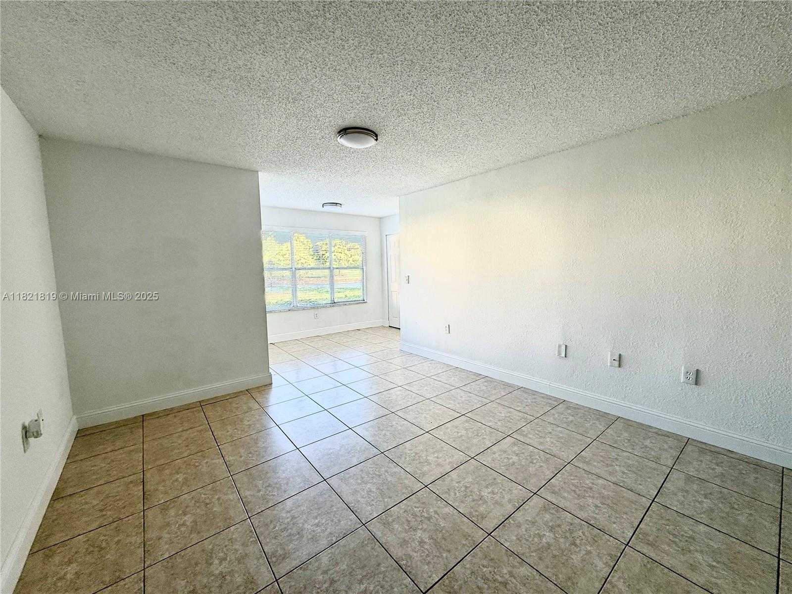 Small Image of 12730 VISTA ISLES DR #813, Sunrise Number 10