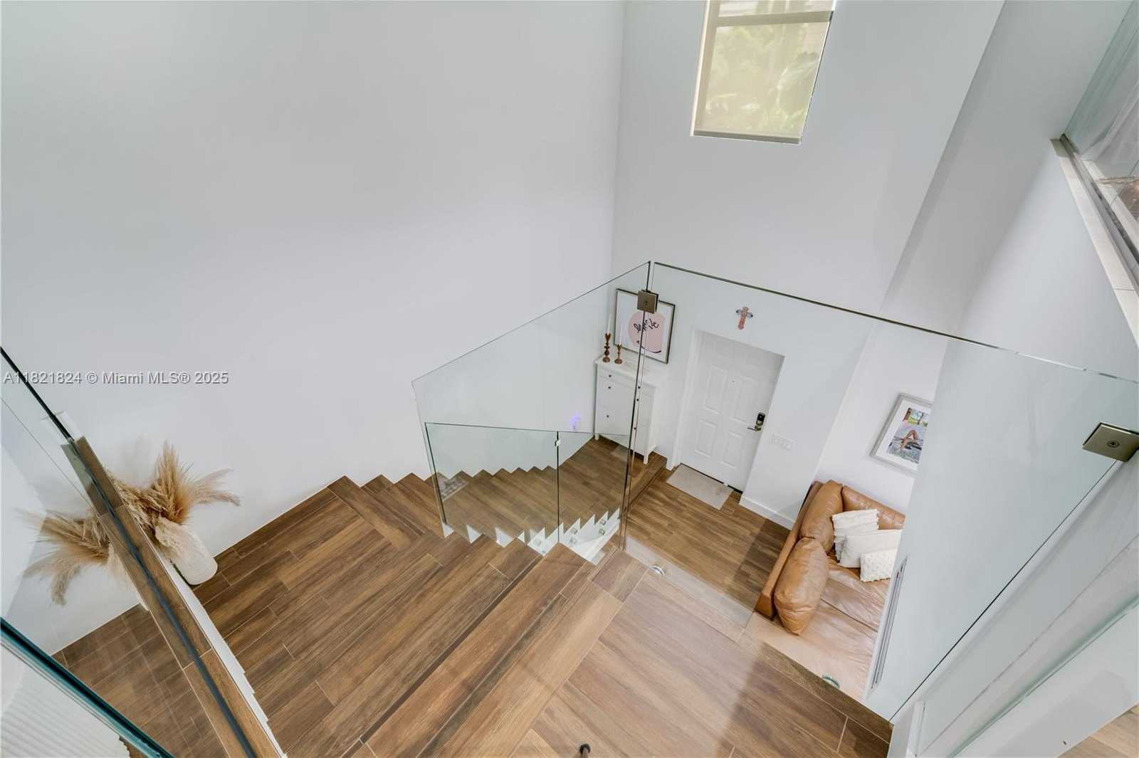 Small Image of 888 SOUTH DOUGLAS RD #115, Coral Gables Number 19