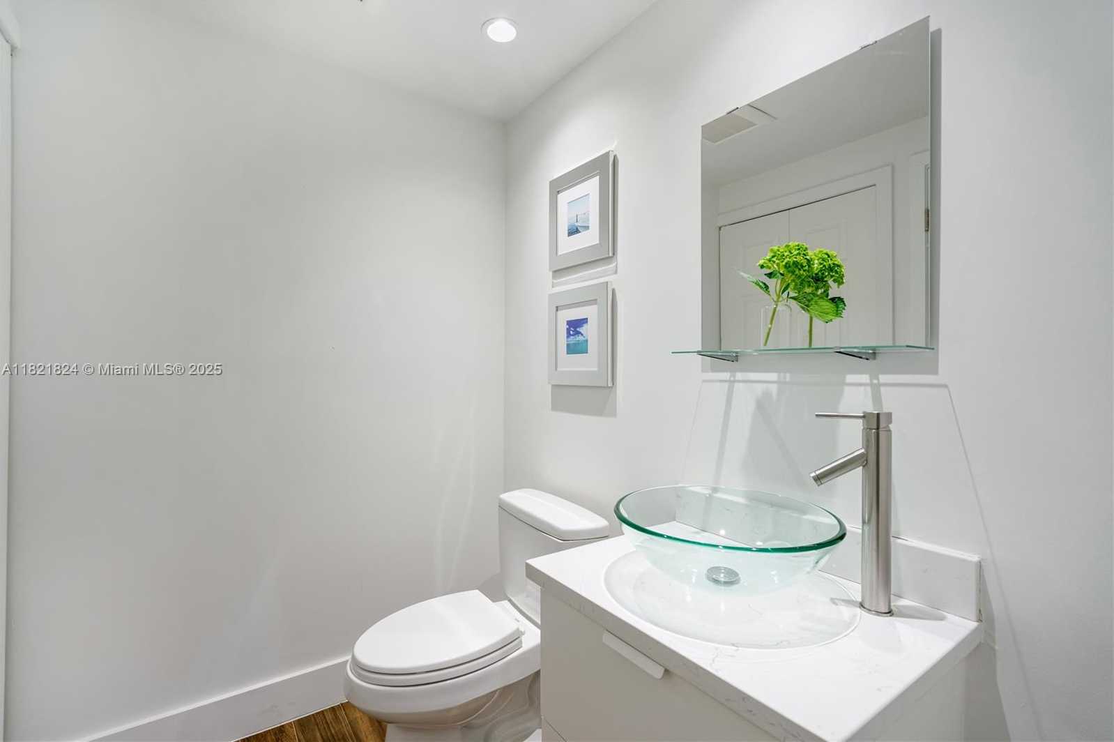 Small Image of 888 SOUTH DOUGLAS RD #115, Coral Gables Number 35