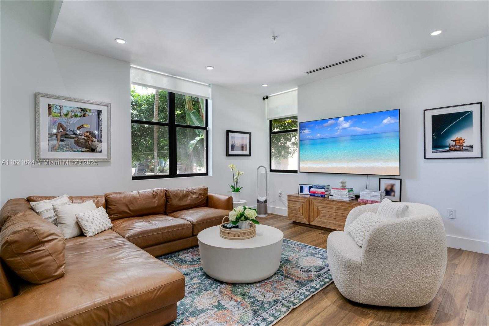 Small Image of 888 SOUTH DOUGLAS RD #115, Coral Gables Number 5