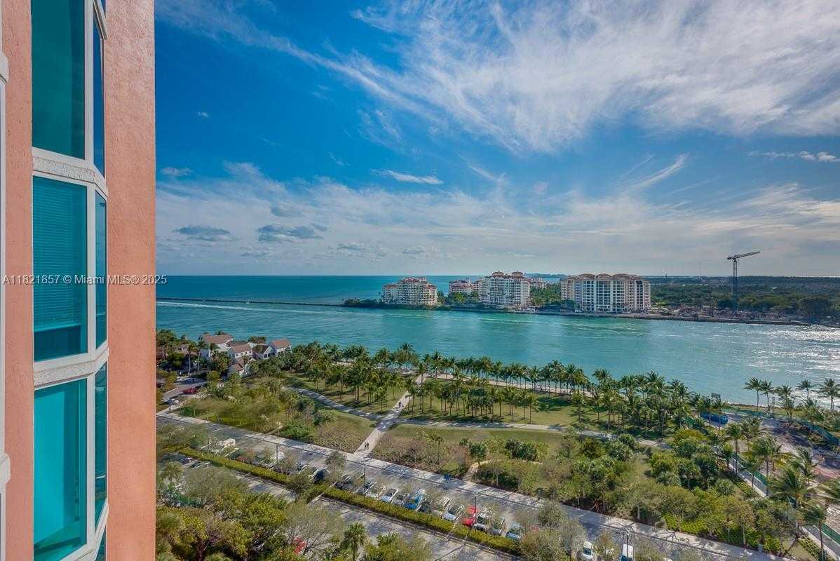 Small Image of 300 SOUTH POINTE DR #1602, Miami Beach Number 2