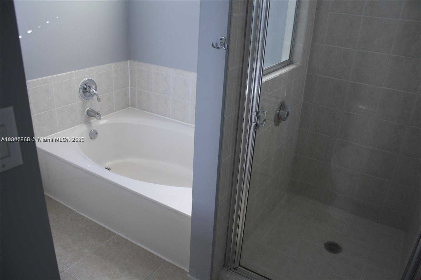Small Image of 15270 SOUTH WEST 30TH TER, Miami Number 16