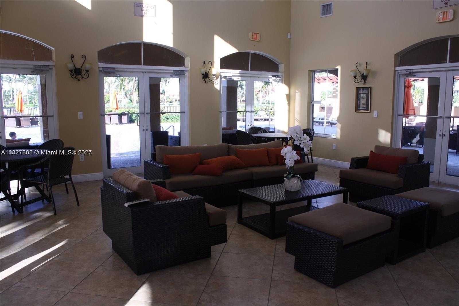 Small Image of 15270 SOUTH WEST 30TH TER, Miami Number 31