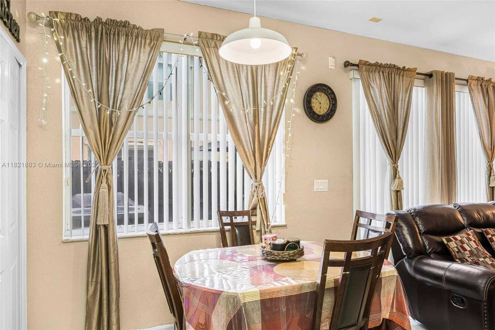 Small Image of 12540 SOUTH WEST 125TH ST, Miami Number 12