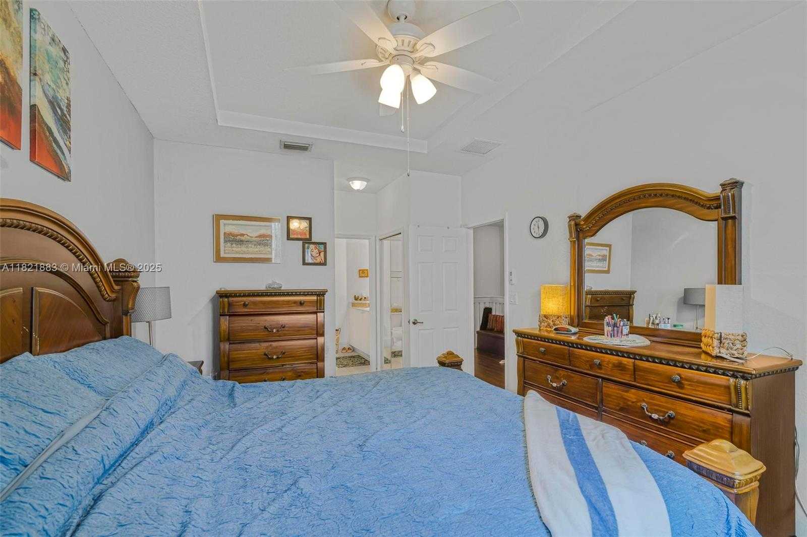 Small Image of 12540 SOUTH WEST 125TH ST, Miami Number 17