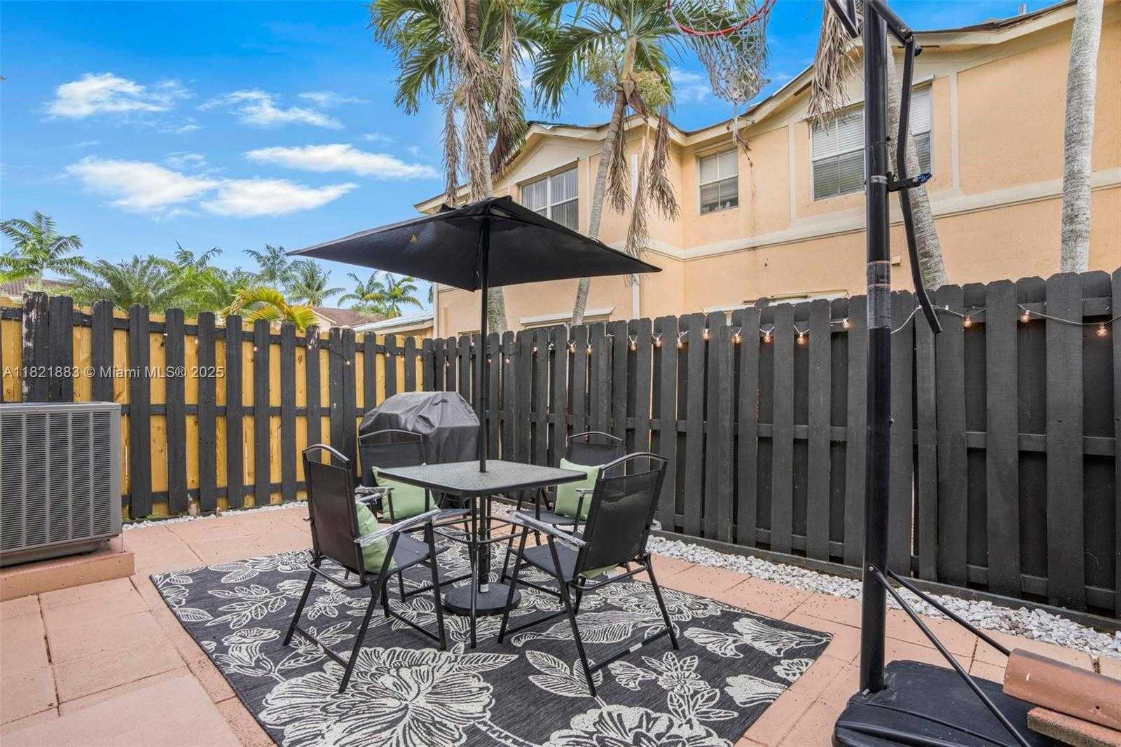 Small Image of 12540 SOUTH WEST 125TH ST, Miami Number 26