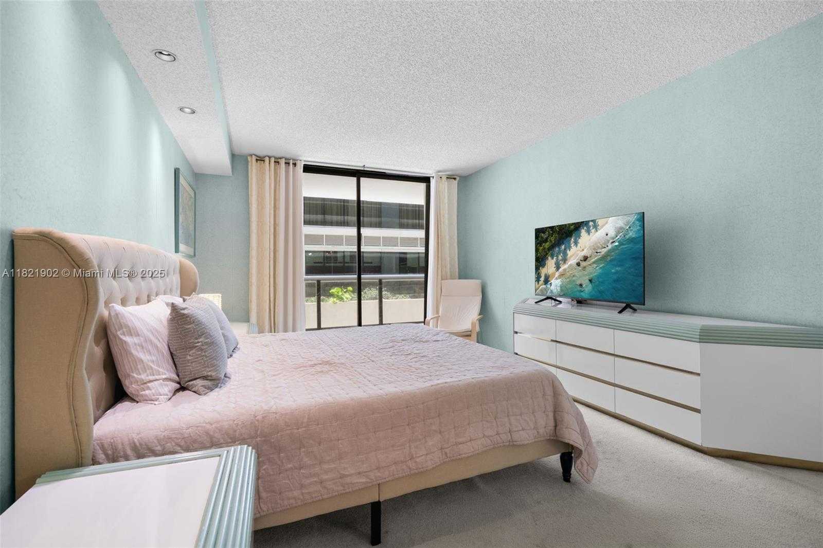 Small Image of 9455 COLLINS AVE #305, Surfside Number 13