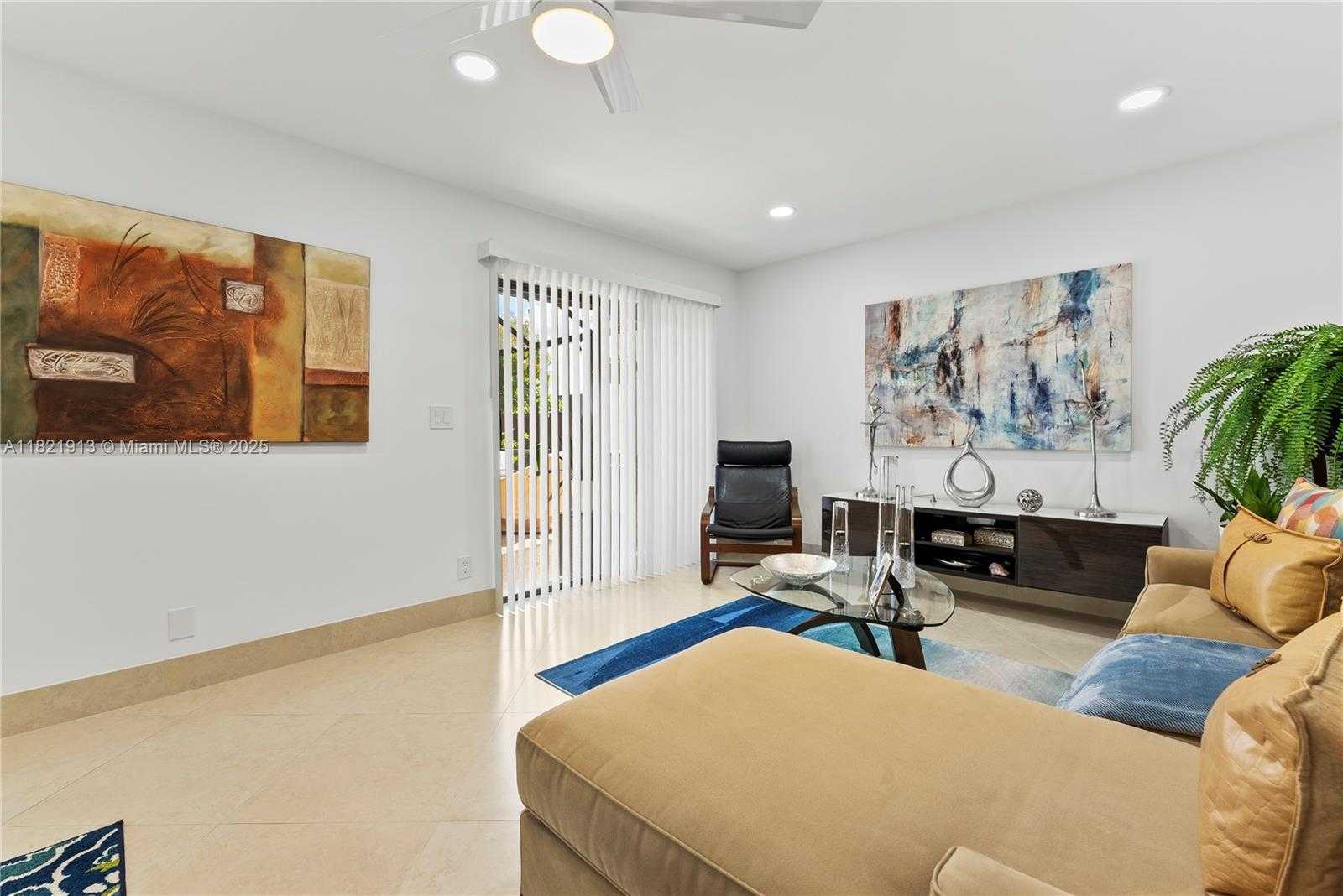 Small Image of 2571 NORTH WEST 99TH AVE, Coral Springs Number 11