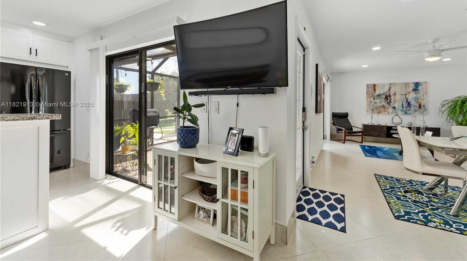 Small Image of 2571 NORTH WEST 99TH AVE, Coral Springs Number 16