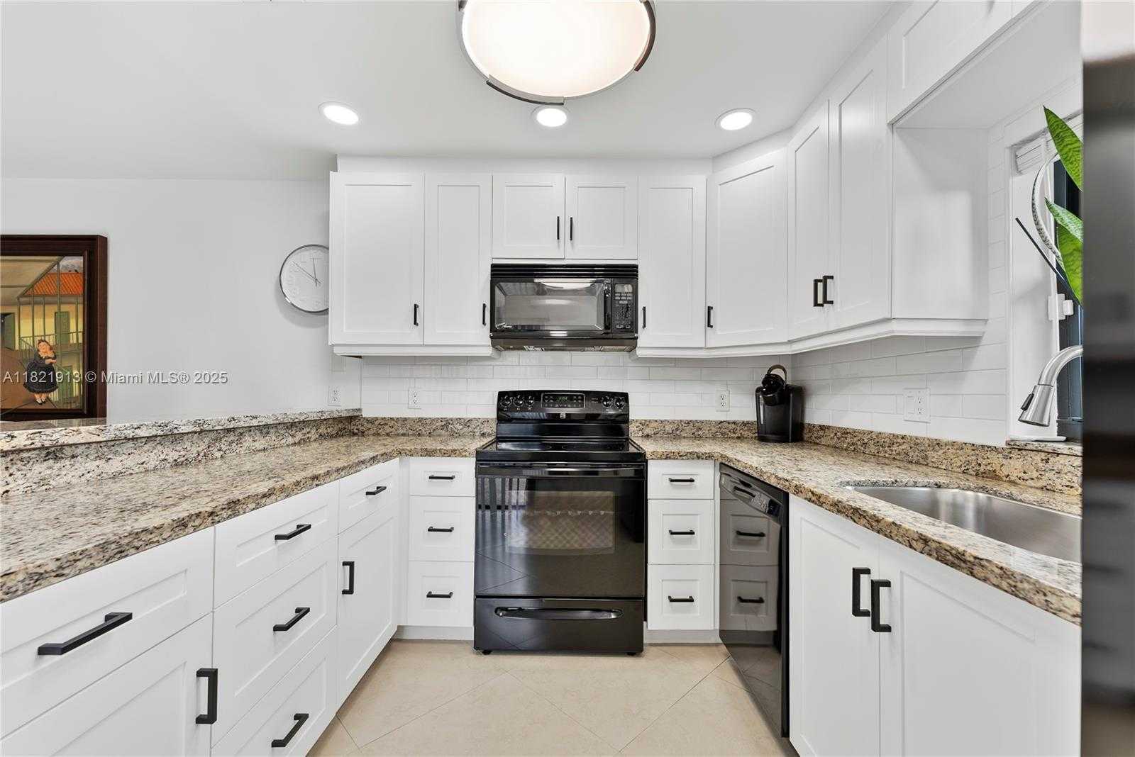 Small Image of 2571 NORTH WEST 99TH AVE, Coral Springs Number 18