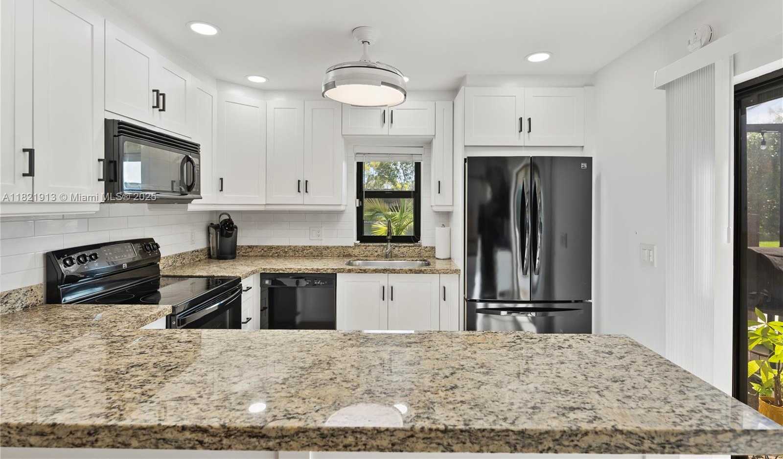 Small Image of 2571 NORTH WEST 99TH AVE, Coral Springs Number 20