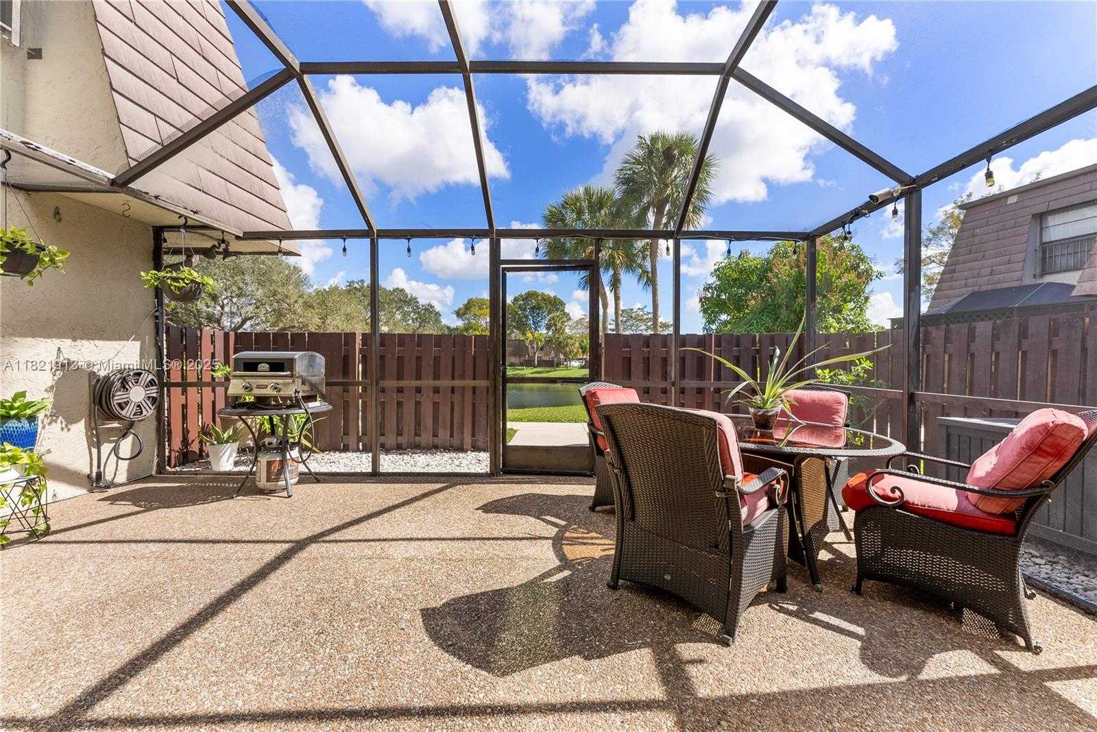 Small Image of 2571 NORTH WEST 99TH AVE, Coral Springs Number 6