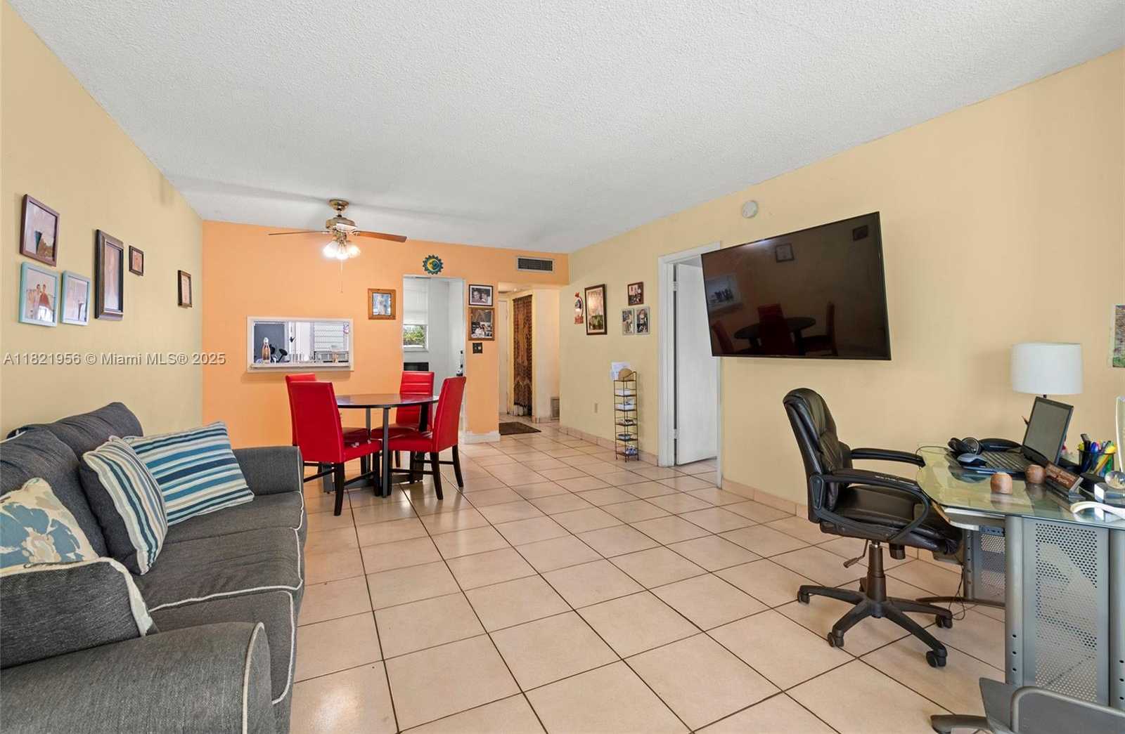 Small Image of 2930 POINT EAST DR #E106, Aventura Number 11