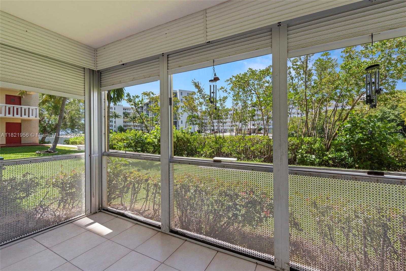 Small Image of 2930 POINT EAST DR #E106, Aventura Number 18