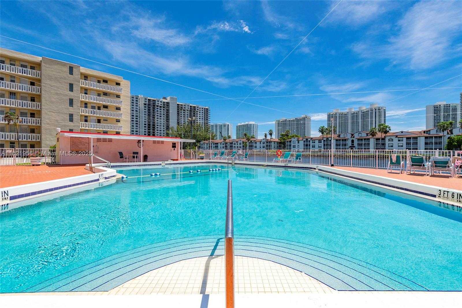 Small Image of 2930 POINT EAST DR #E106, Aventura Number 21