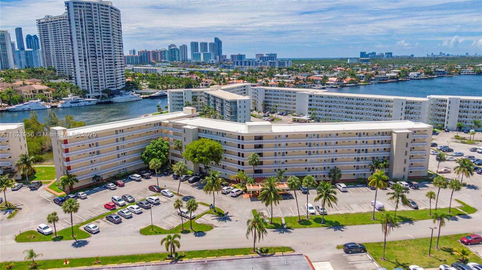 Small Image of 2930 POINT EAST DR #E106, Aventura Number 33